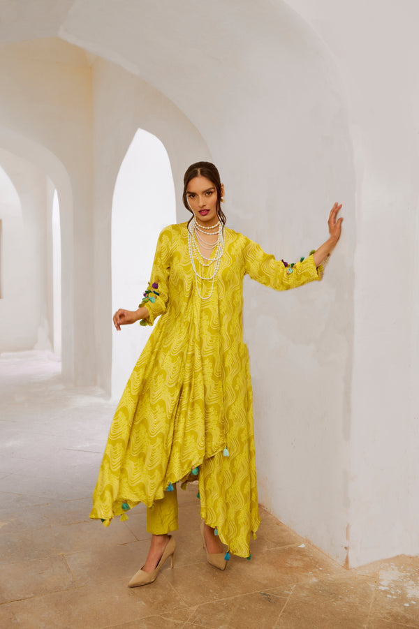 Gulbahar Lemon green tassel tunic pant set