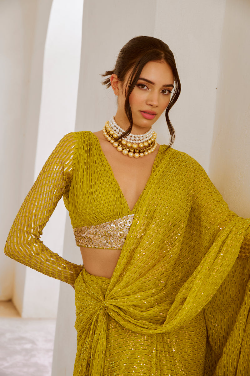 Lemon green Gulnasheen jugnu drape saree blouse set